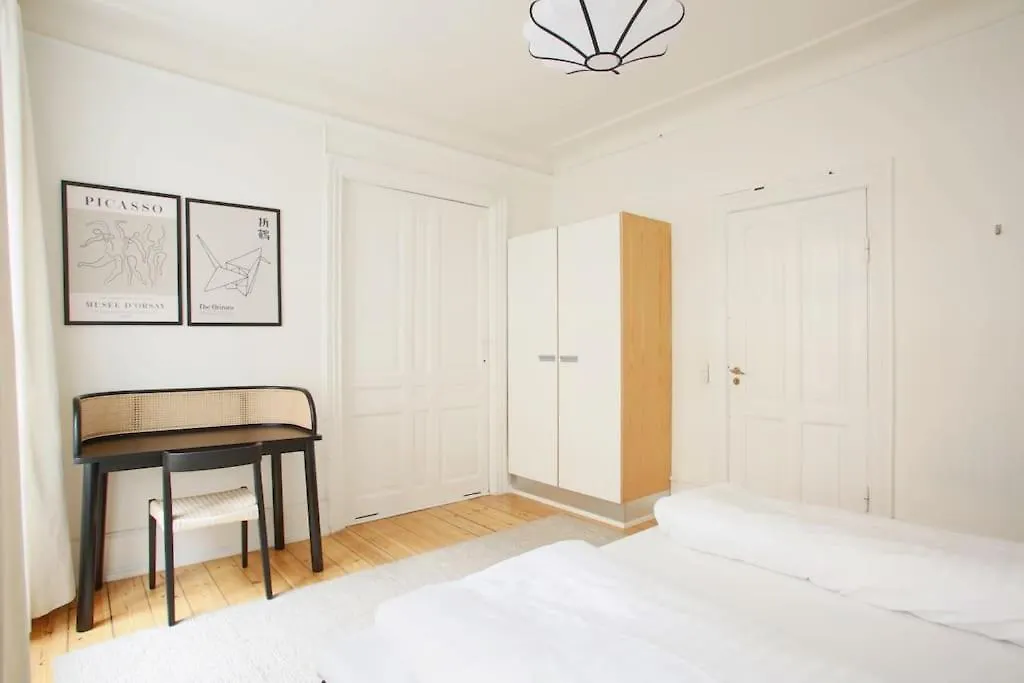 Large & Bright 3Br Apartment W Whirlpool Near Metro Copenhagen