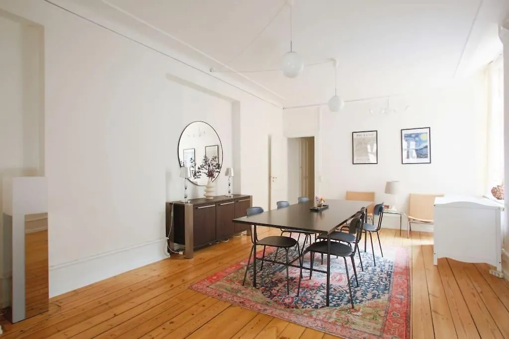 Large & Bright 3Br Apartment W Whirlpool Near Metro Copenhagen